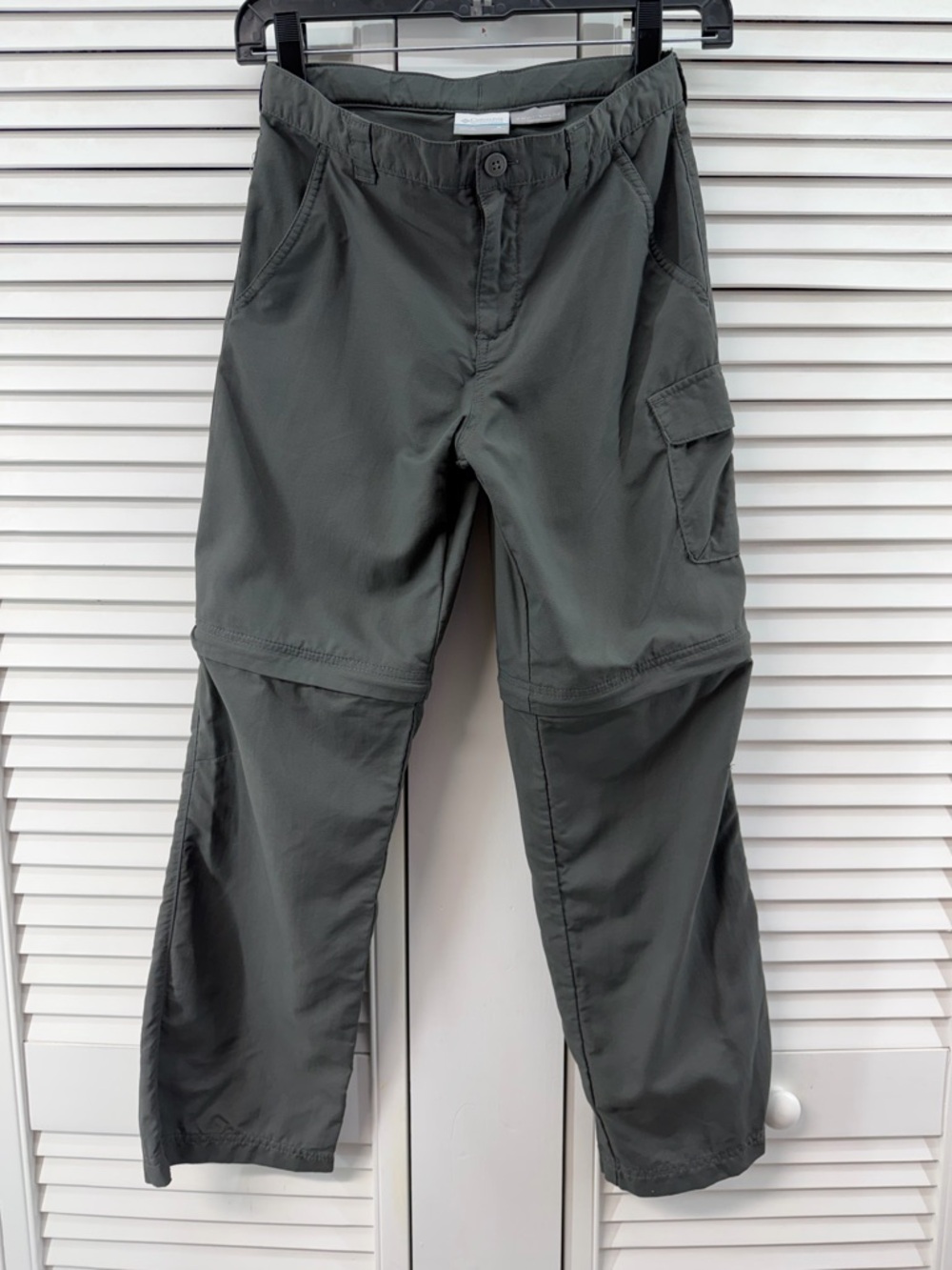 Columbia Boys size 10/12 Convertible Cargo Pants - Gray Omni shade